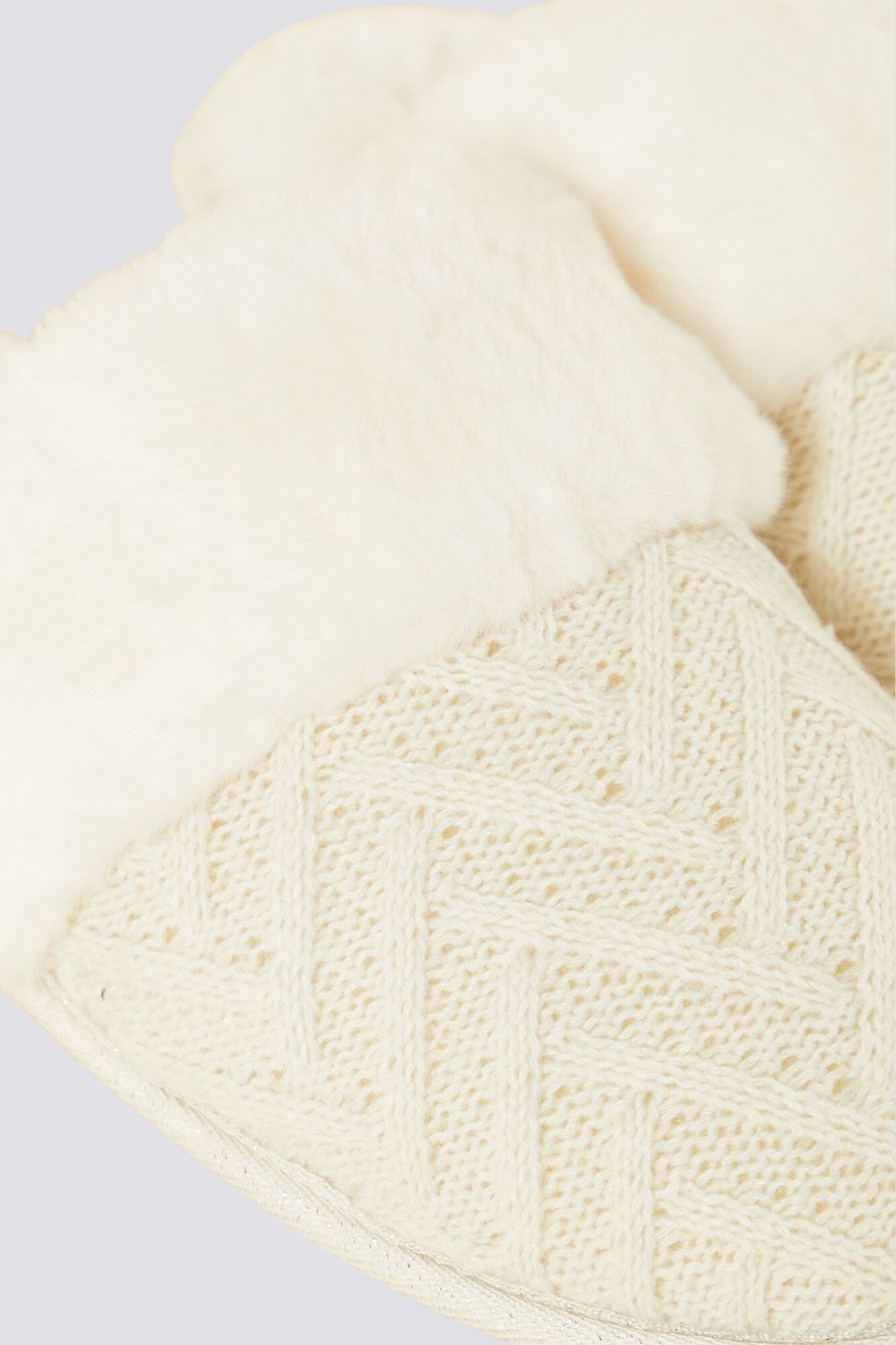 נעלי בית בעיצוב סרוג | איתם