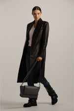 תיק צד אלגנטי עם רצועה מתכווננת | קנת קול 