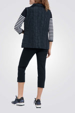 מעיל ווסט מרופד בצבע נייבי