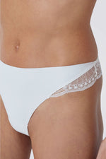 תחתון חוטיני PURE INFINI לנשים