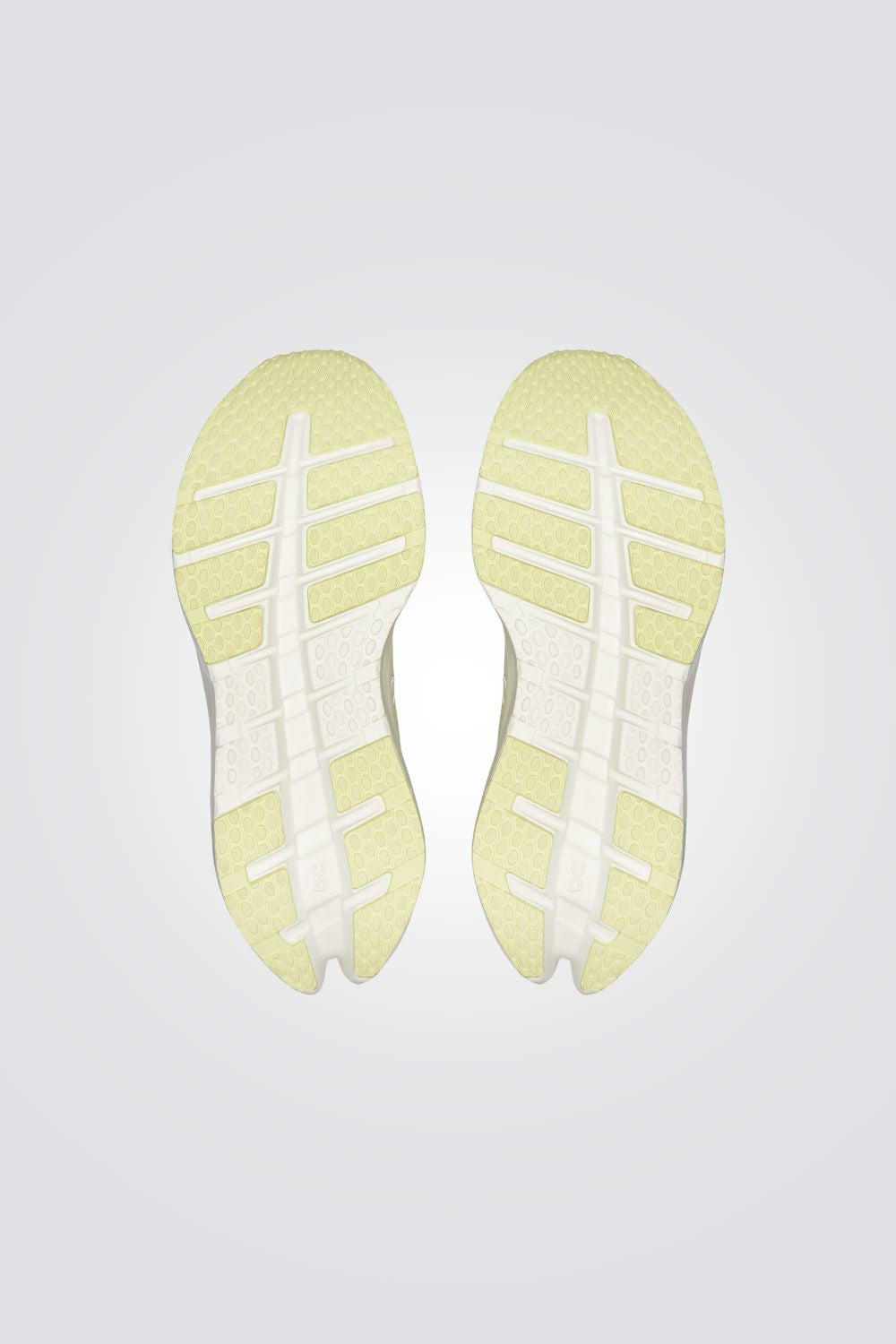 נעלי ספורט Cloudrunner 3 לנשים | און 