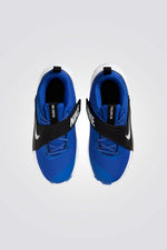 נעלי ספורט Nike Team Hustle D 12 לנוער