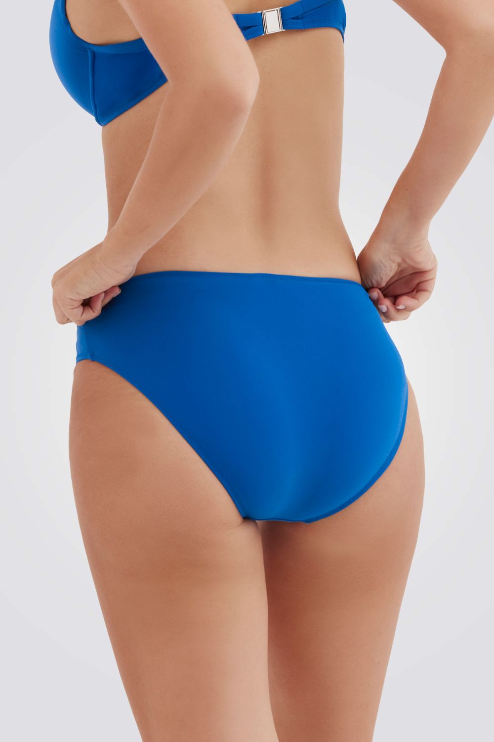 תחתון ביקיני בצבע כחול לנשים