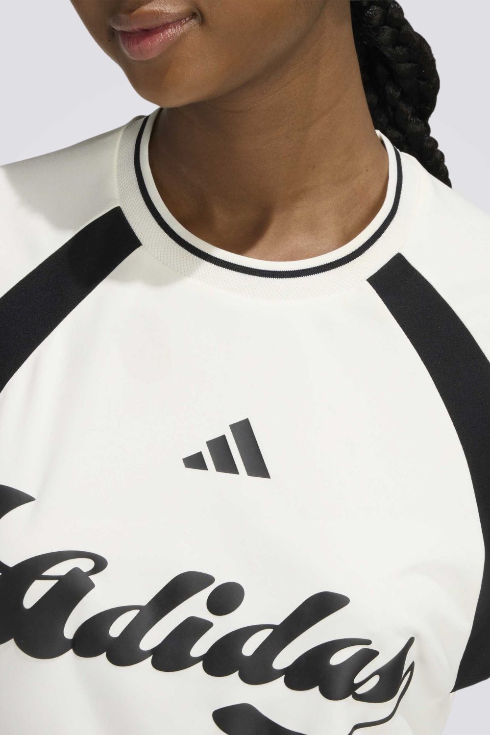 טישירט House of Tiro מעוצבת לנשים | אדידס