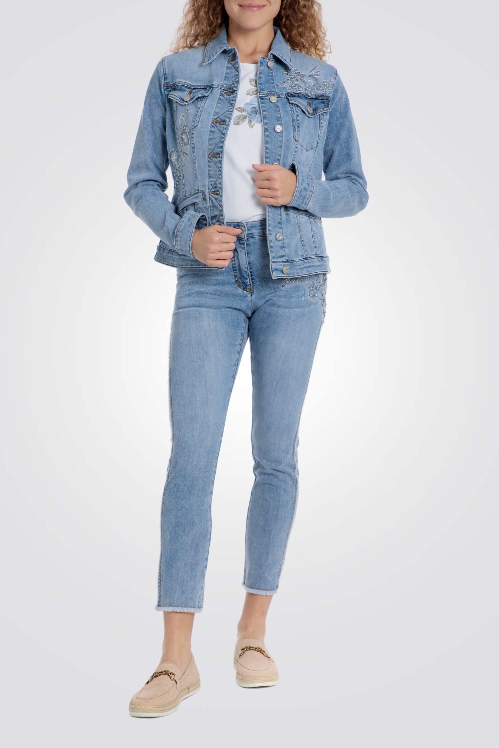 ג'קט ג'ינס עיטור פרחוני עם פנינים