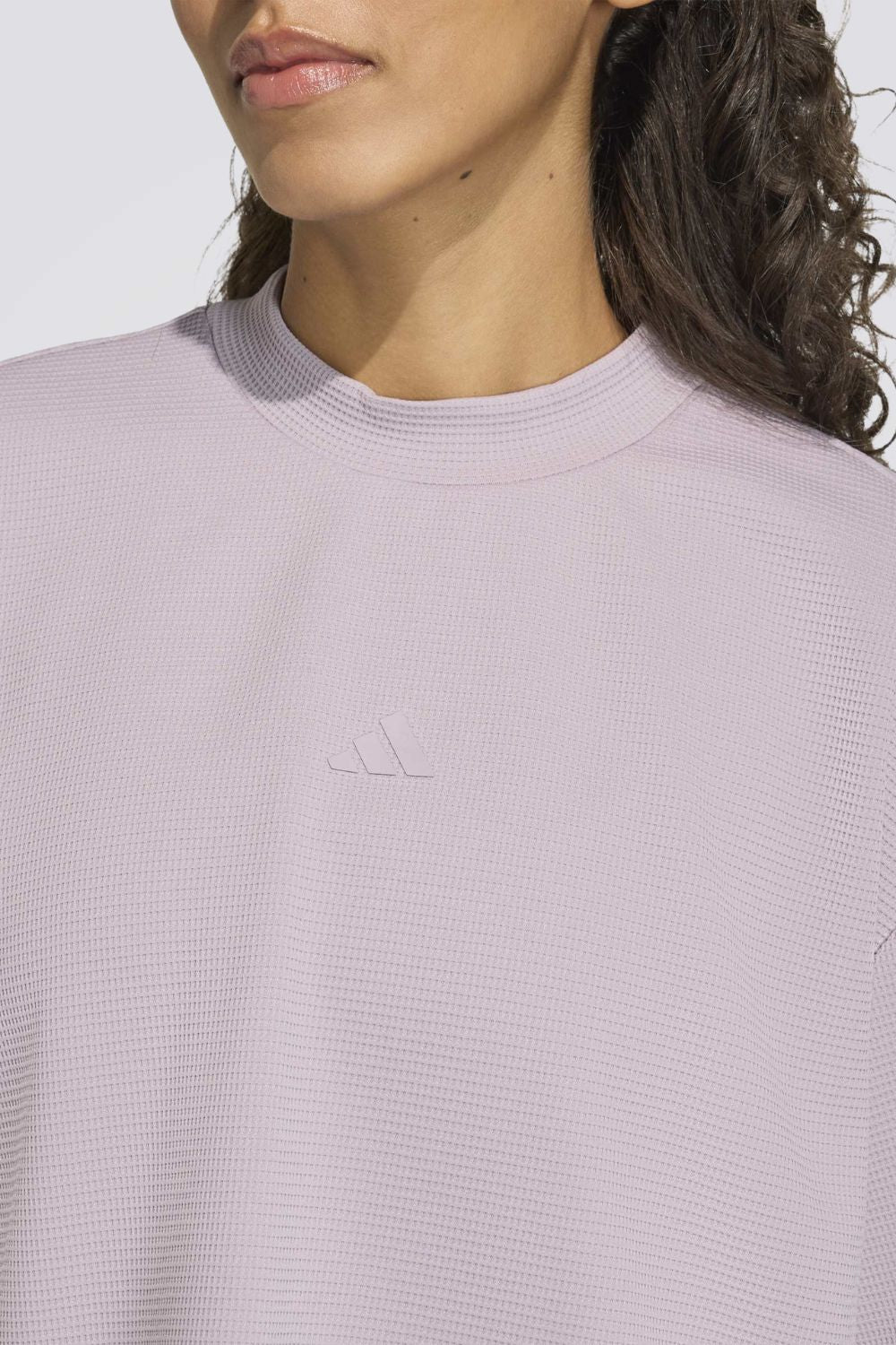 טישירט קצרה בטקסטורת וואפל | אדידס