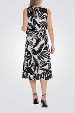 גופיה הדפס עלים בצבע שחור/לבן