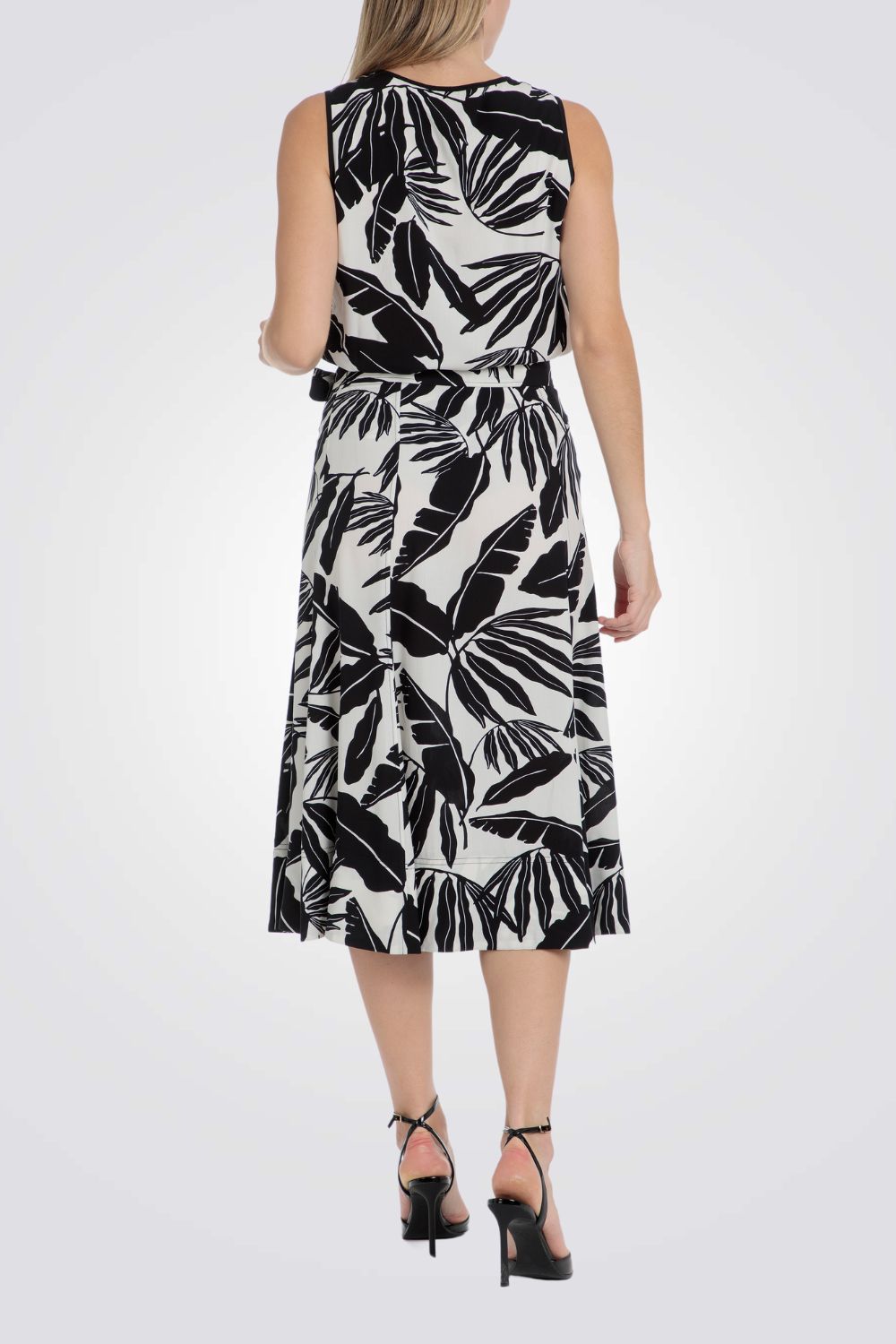 גופיה הדפס עלים בצבע שחור/לבן