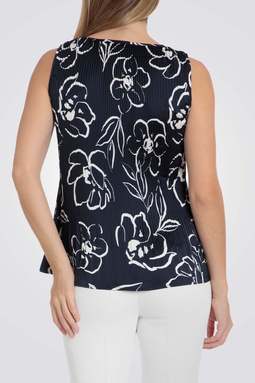 גופיית פליסה בצבע נייבי הדפס פליסה