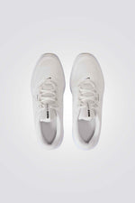 נעלי ספורט בצבע לבן לנוער | נייקי