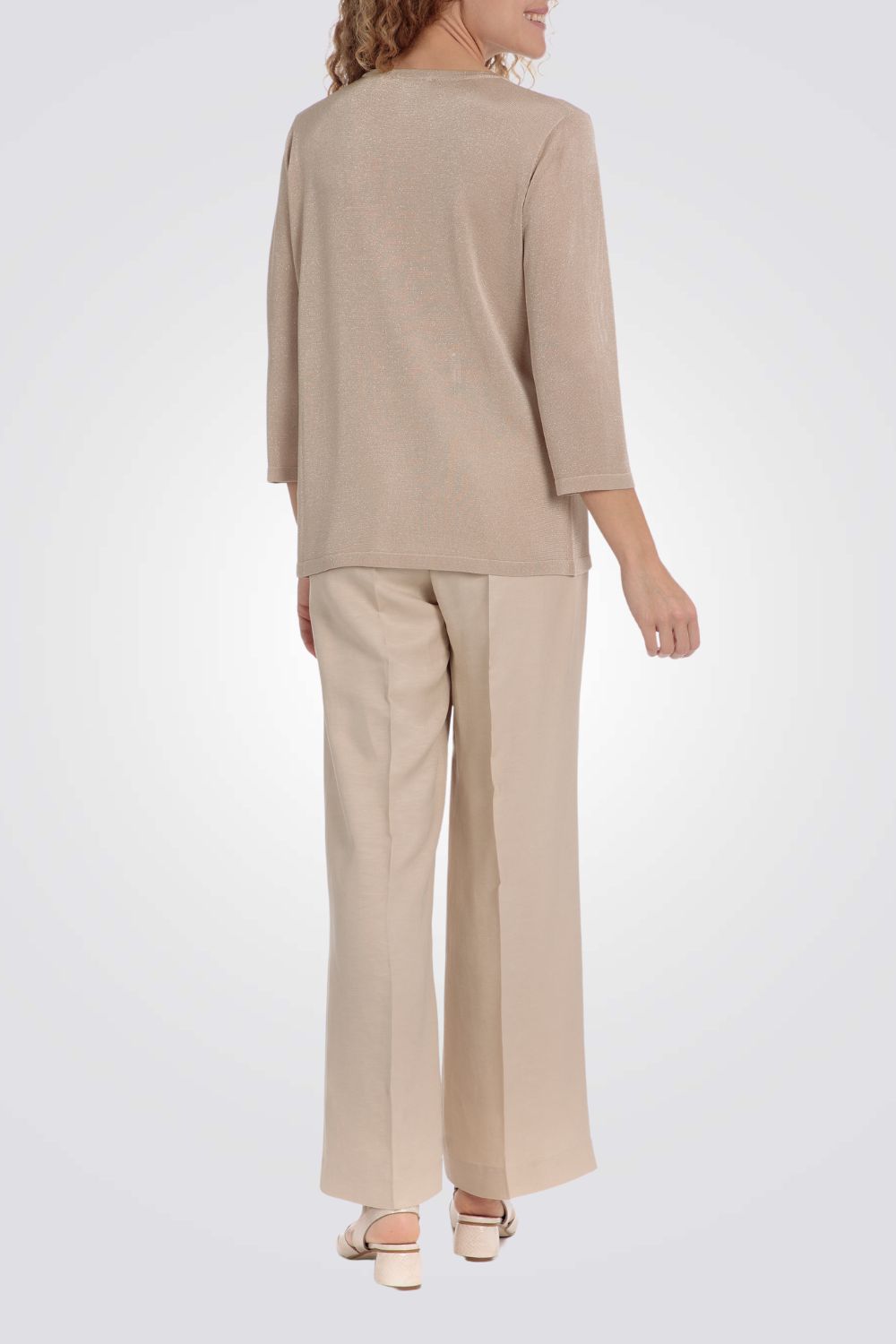 קרדיגן בצבע בז' דיטיילס מטאלי