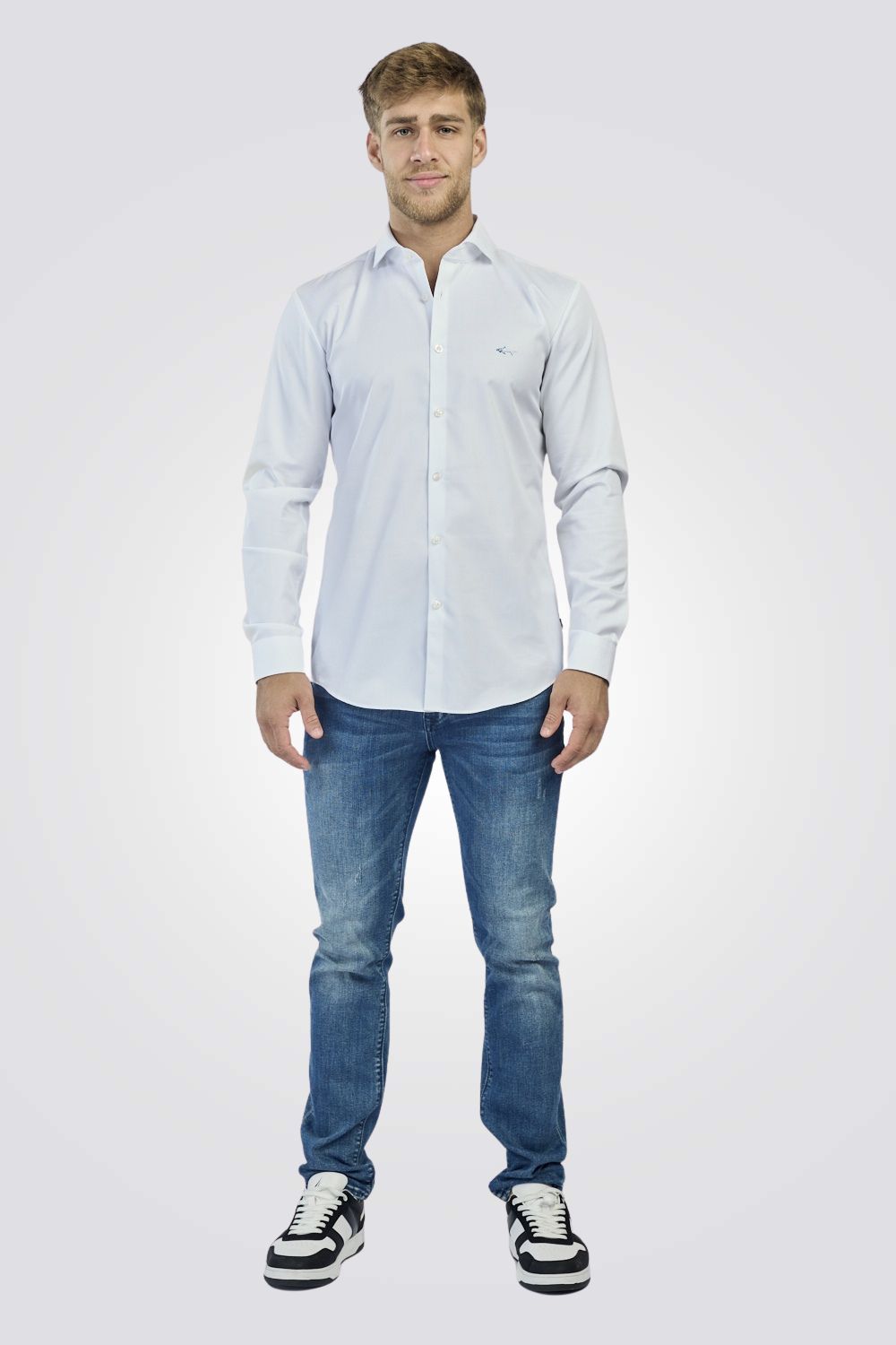 חולצה מכופתרת Slim fit לגברים | GREG NORMAN