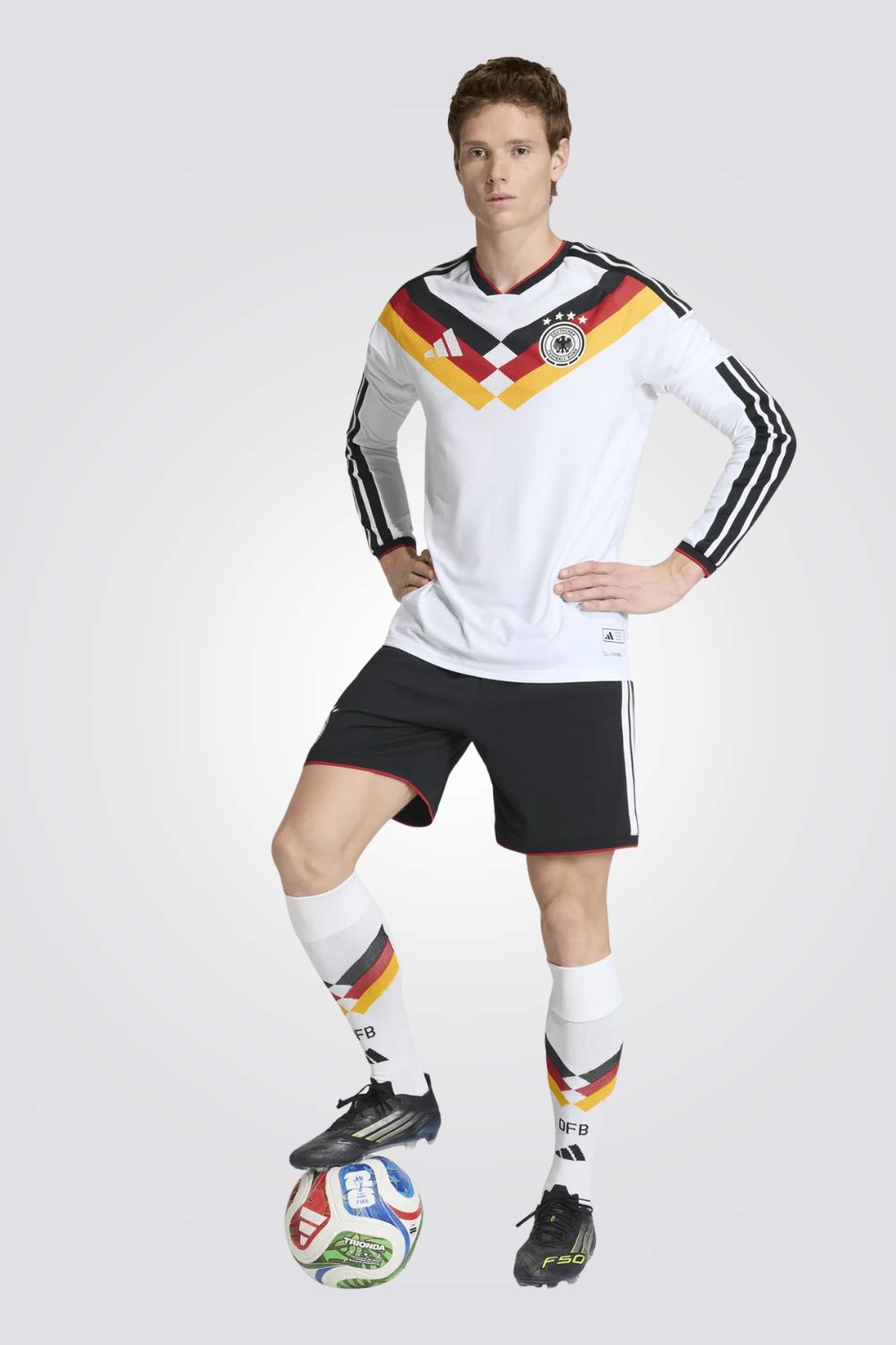 מכנסי ספורט קצריםGermany 26 Home Replica לגברים | אדידס