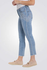 מכנסי ג'ינס 7/8 עם פנינים