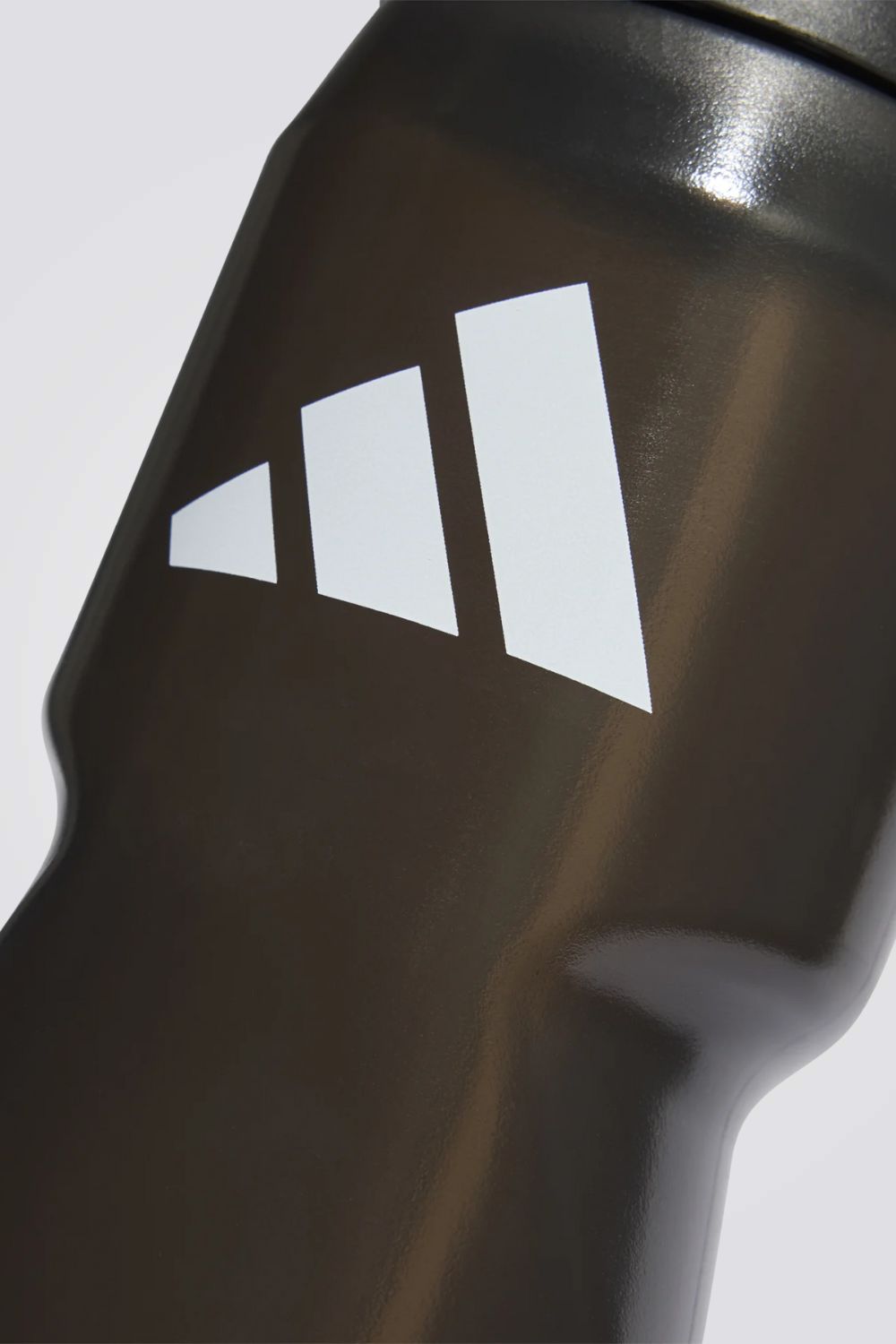 בקבוק מים ממותג 0.75 ליטר | אדידס