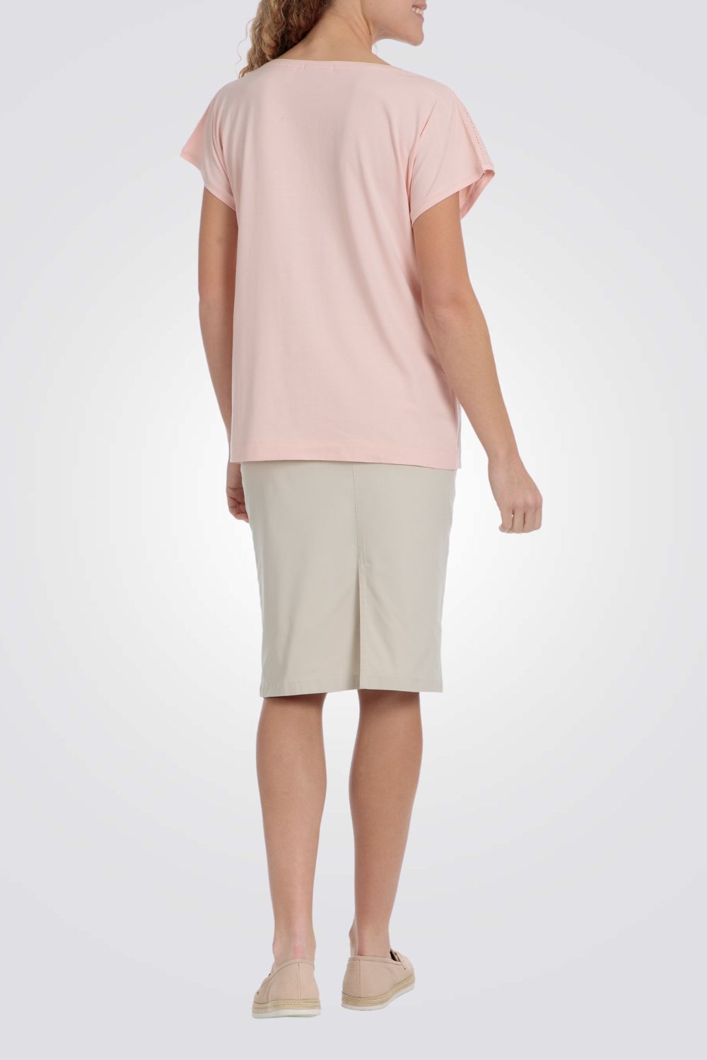 טישירט שרוולים עם עיטורים בצבע ורוד