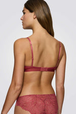 חזיית פוש אפ Aura Spotlight T WHU לנשים