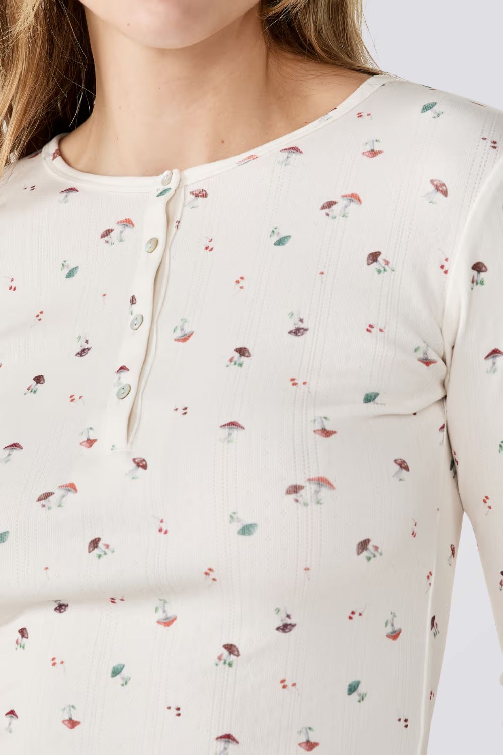 חולצת פיג'מה עם הדפס FISLA לנשים | איתם