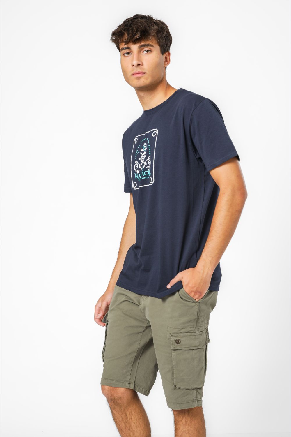 טישירט קצרה לגברים