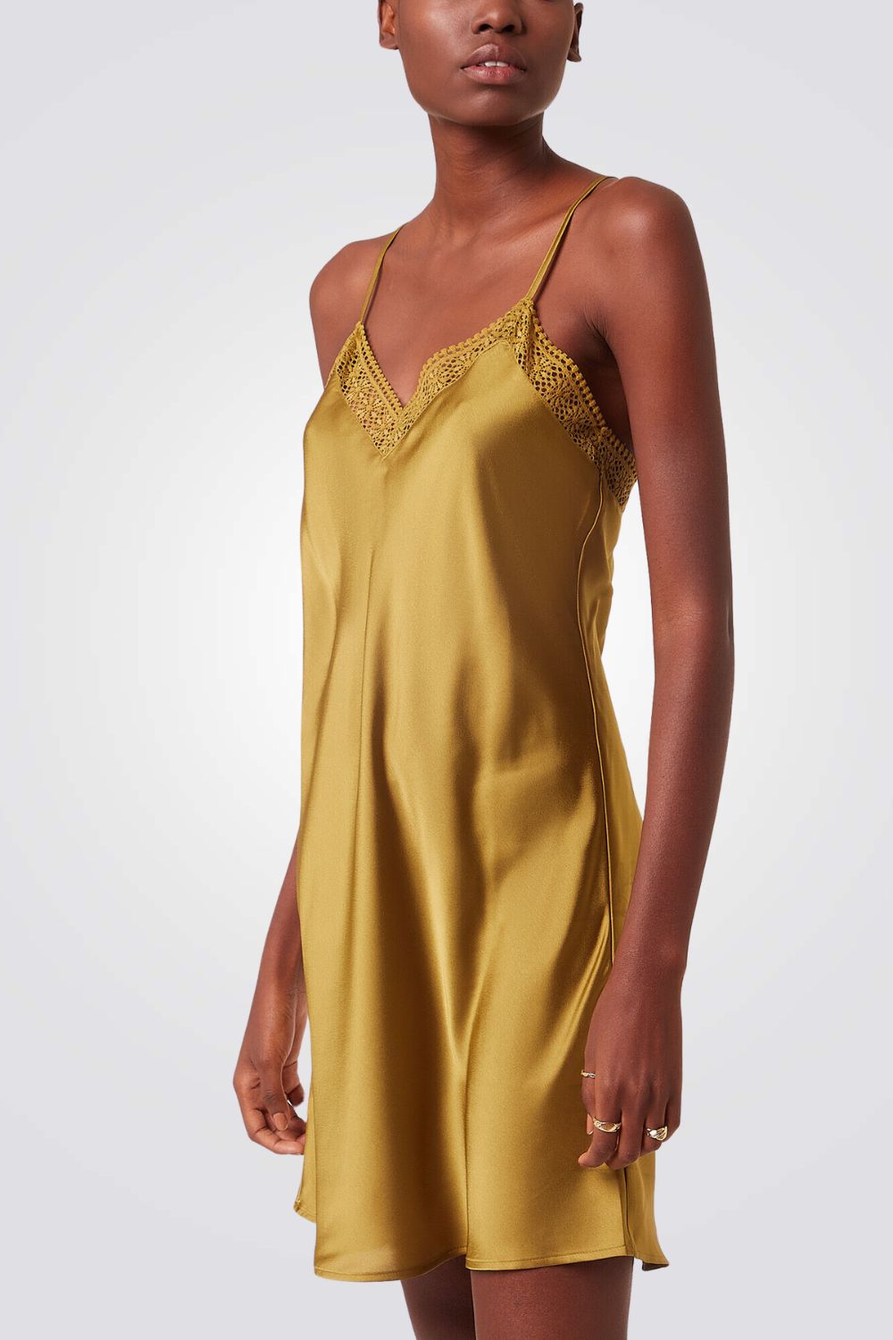 כותונת לילה PAYSAGE במראה סאטן 