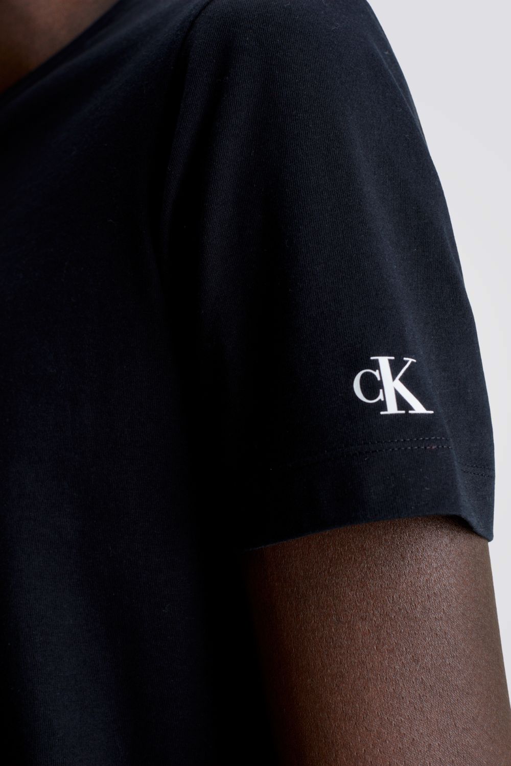 חולצת טישרט לגברים