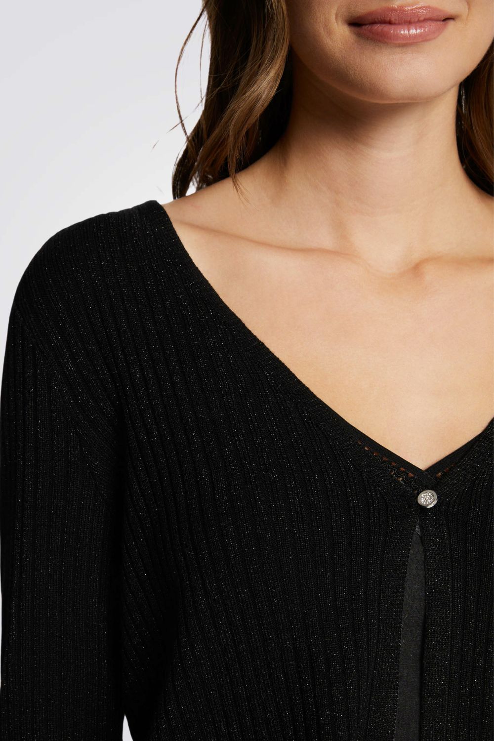 קרדיגן סגירת כפתור דיטיילס מטאלי בצבע שחור