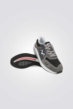 נעלי סניקרס והליכה SOHO | MBT