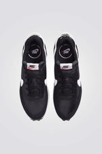 נעלי סניקרס בעיצוב רטרו מודרני | נייקי