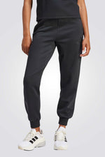 מכנסי טרנינג Z.N.E לנשים