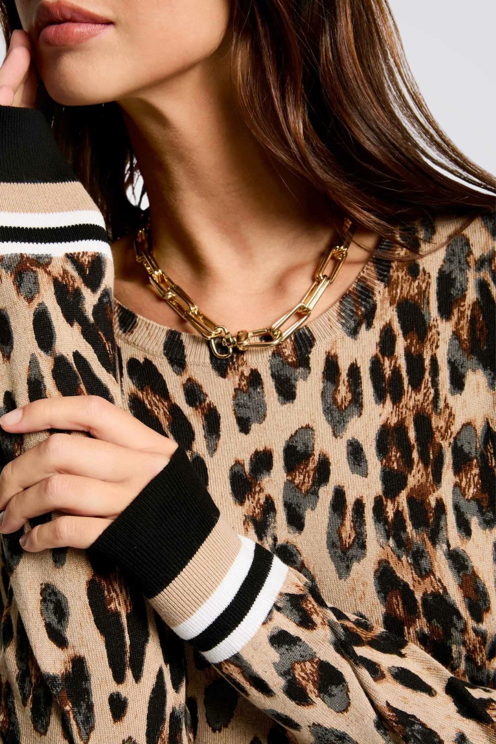 סריג עם הדפס מנומר 