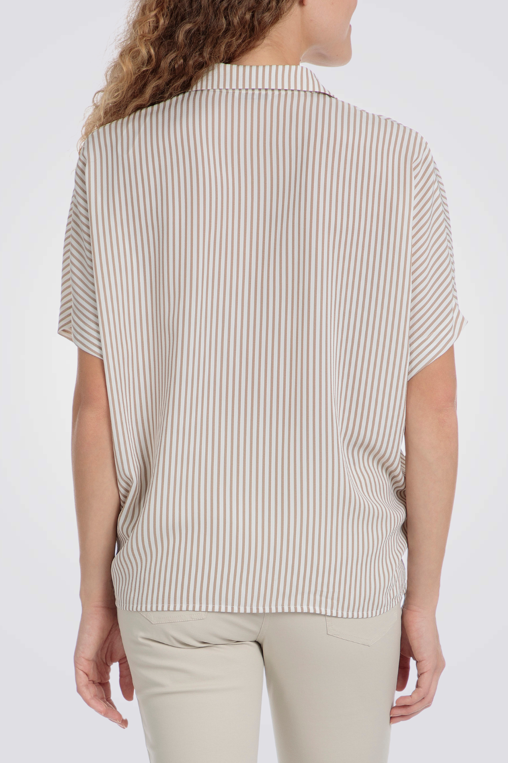 חולצת פסים קצרה בגוון בז'