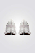 נעלי ספורט Cloudswift 4 לנשים | און 