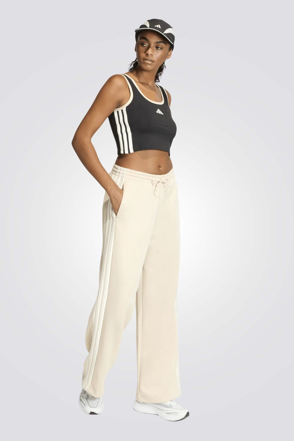 גופית Stadium ממותגת לנשים | אדידס