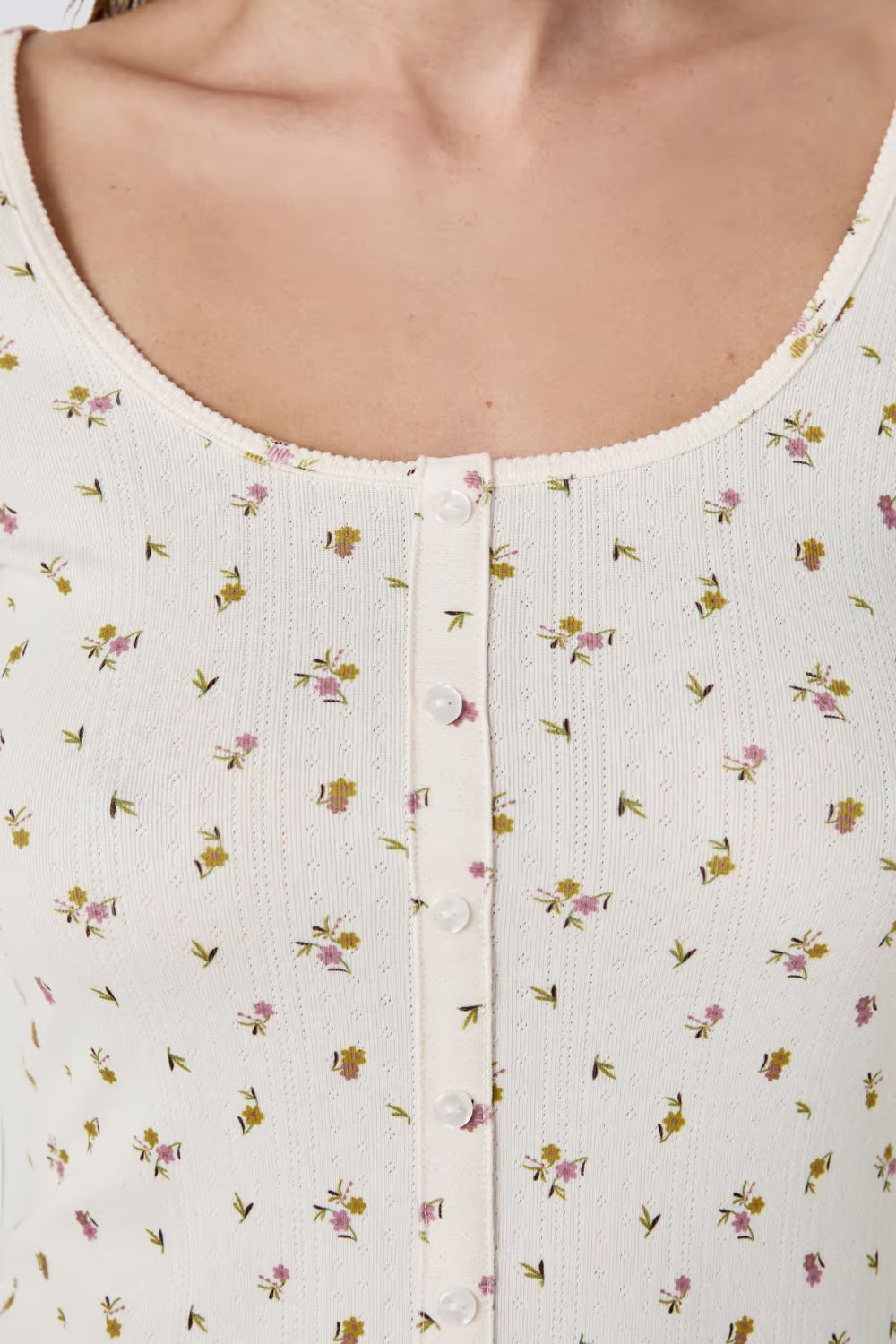 חולצת פיג'מה פרחונית BETHANY לנשים | איתם