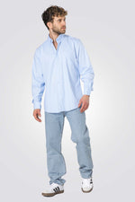 חולצה מכופתרת קלאסית