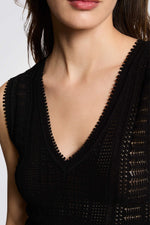 טופ סריג קרושה בצבע שחור