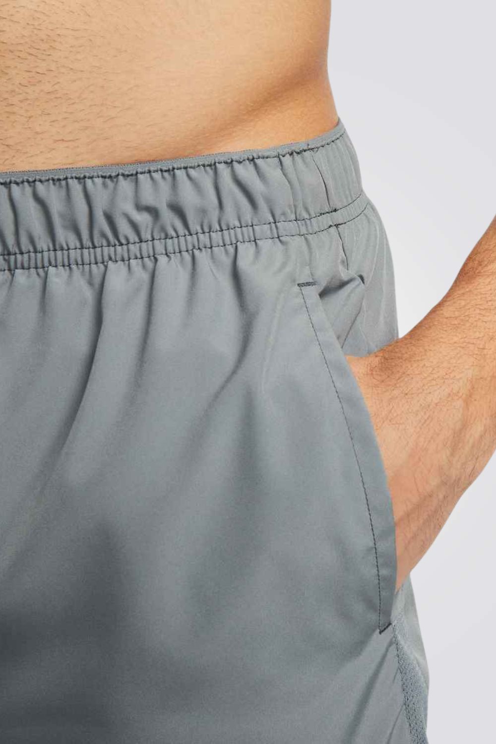 מכנסי ספורט Nike Challenger Shorts לגברים