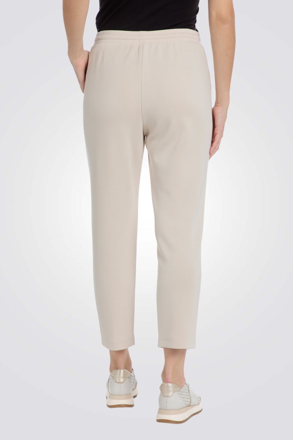 מכנסי נוחות 7/8 בצבע בז'