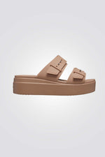 כפכפי פלטפורמה לנשים Brooklyn Low Wedge Sandal | קרוקס