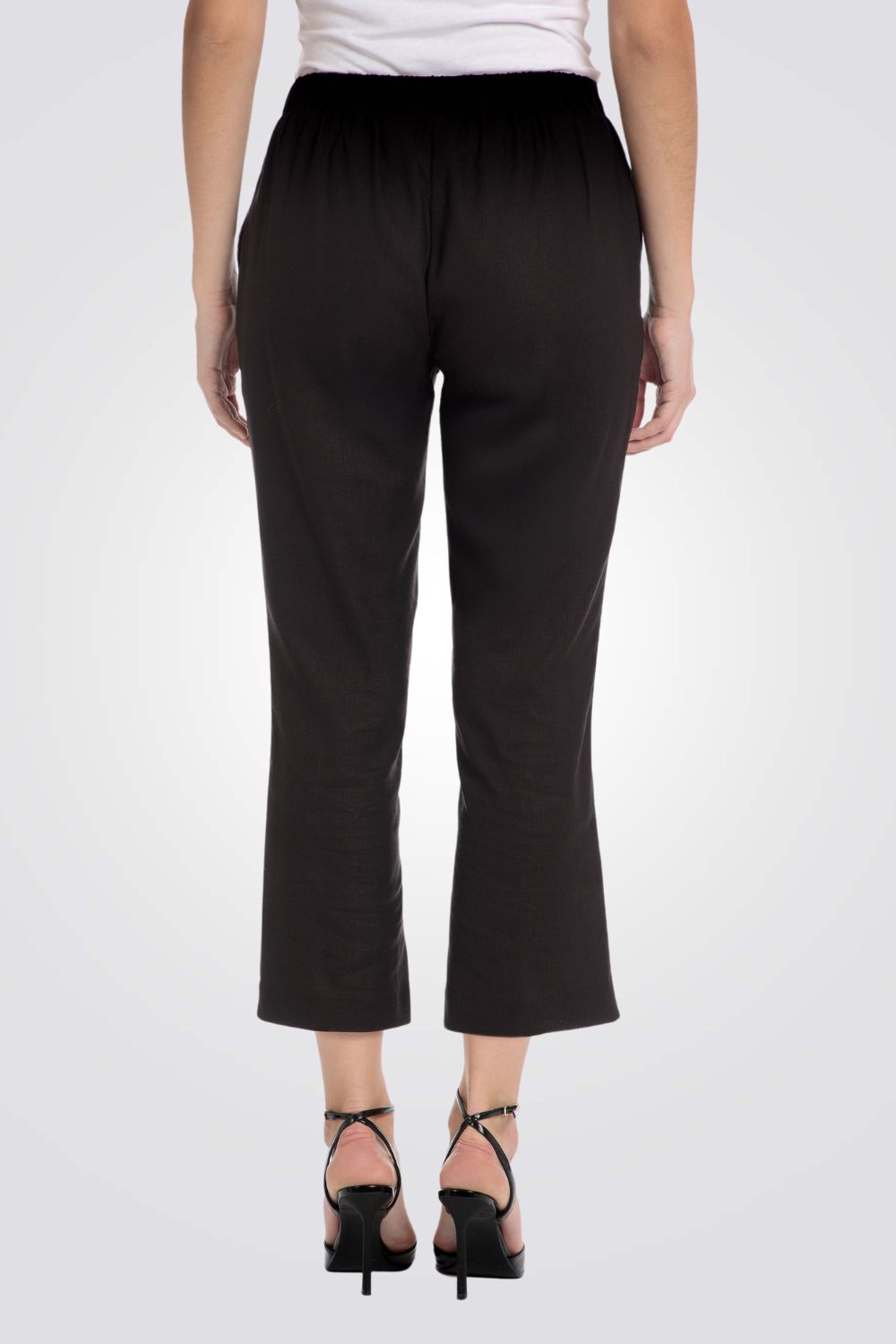 מכנסי 7/8 בצבע שחור