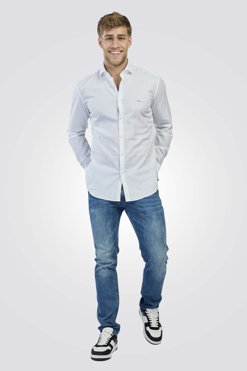 חולצה מכופתרת Slim fit לגברים | GREG NORMAN