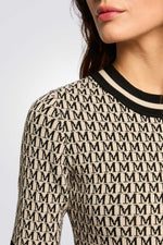 שמלת סריג קצרה בצבעי שחור/בז'