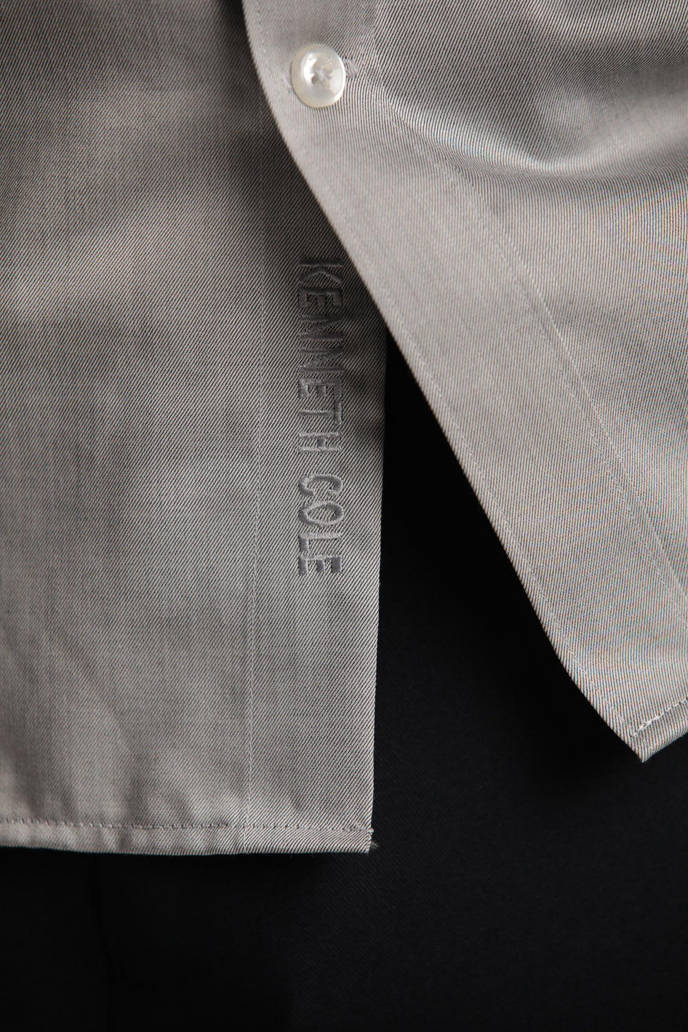 חולצה מכופתרת חלקה לגברים | קנת קול