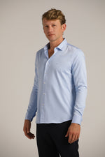 חולצה מכופתרת חלקה בגזרת מודרן פיט | קנת קול