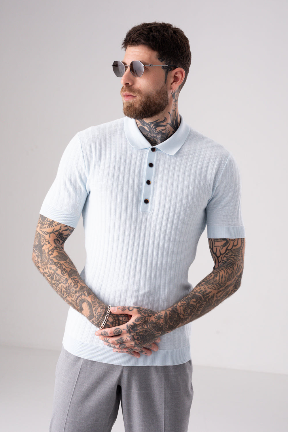 סריג פולו דק שרוולים קצרים בצבע תכלת