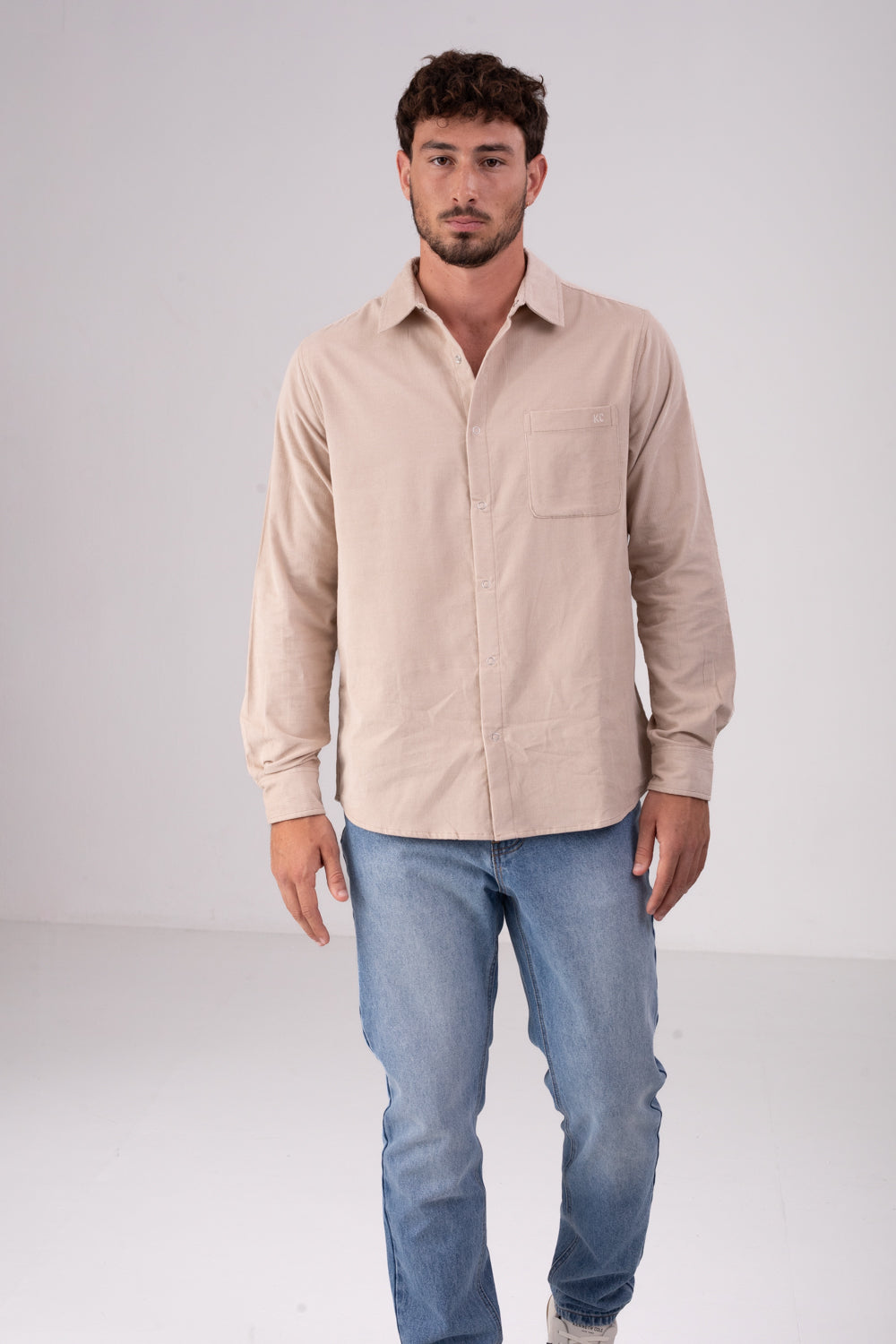 חולצה מכופתרת בגזרת מודרן לגברים