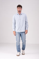 חולצה מכופתרת בגזרת מודרן לגברים