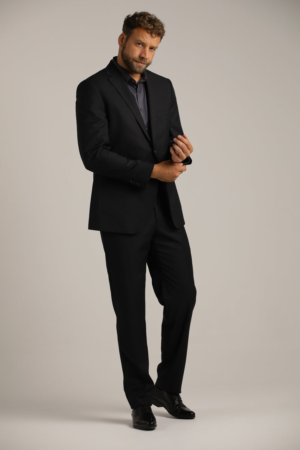 חולצה מכופתרת בגזרת סלים | קנת קול