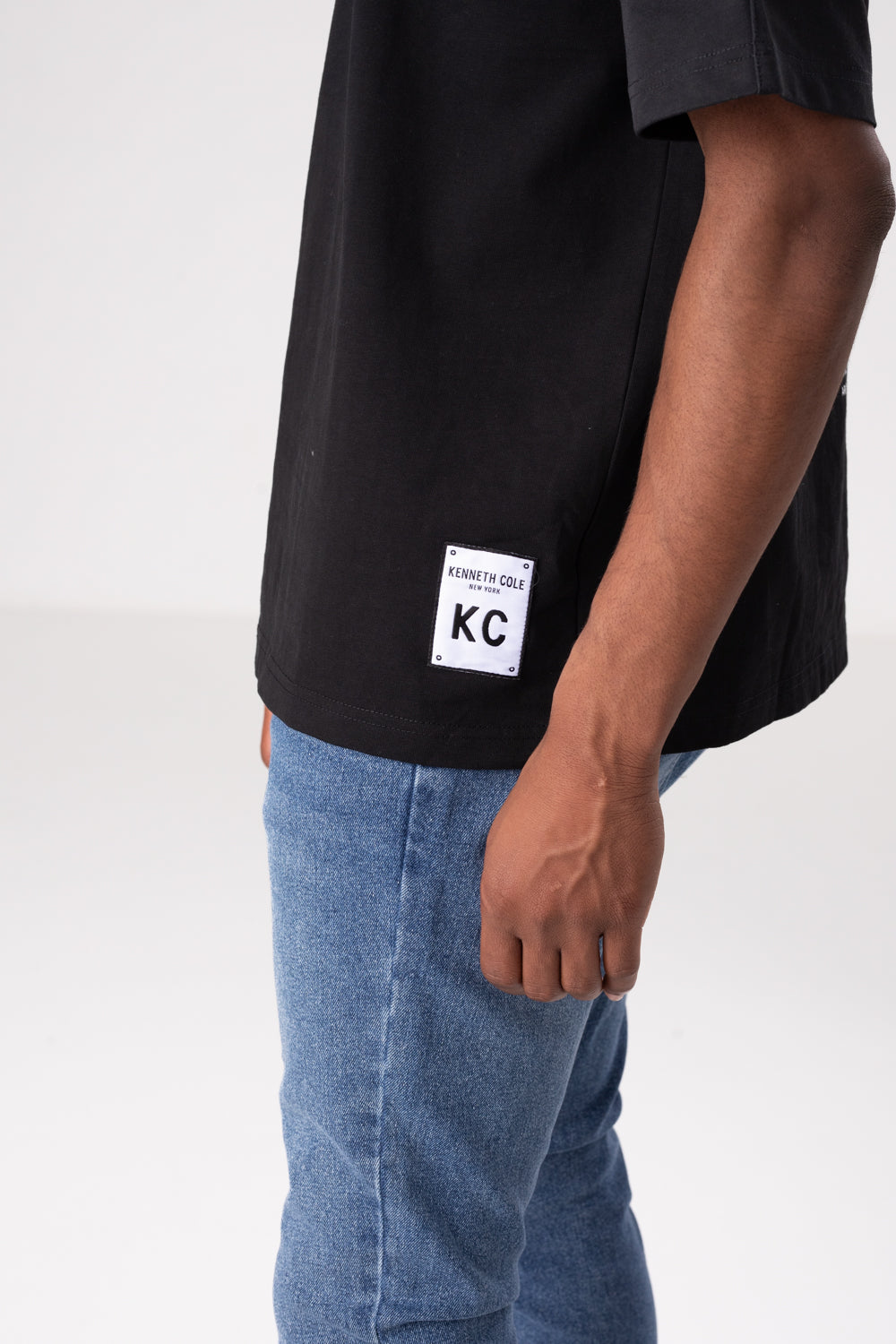 חולצת טי אוברסייז לגברים