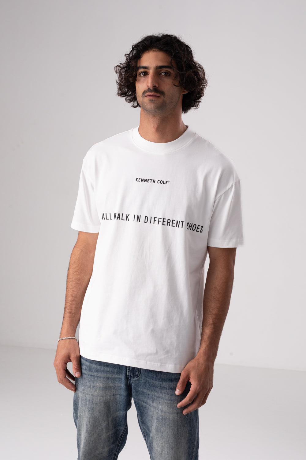 חולצת טי אוברסייז עם הדפס שחמט